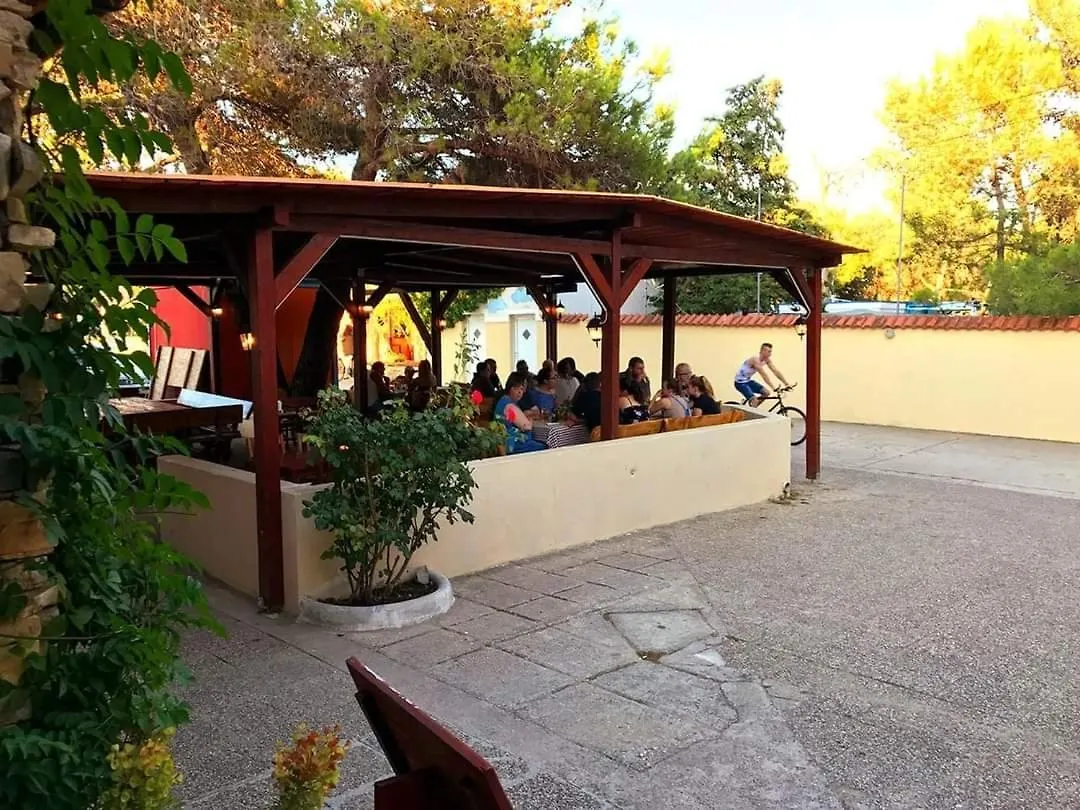 Mobilhomecharly Privlaka  Croatia