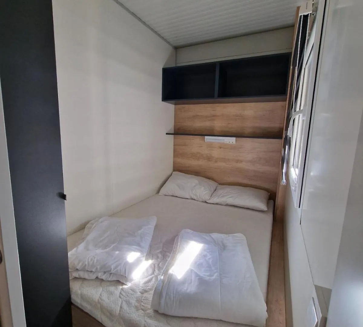 Mobilhomecharly Privlaka  Croatia