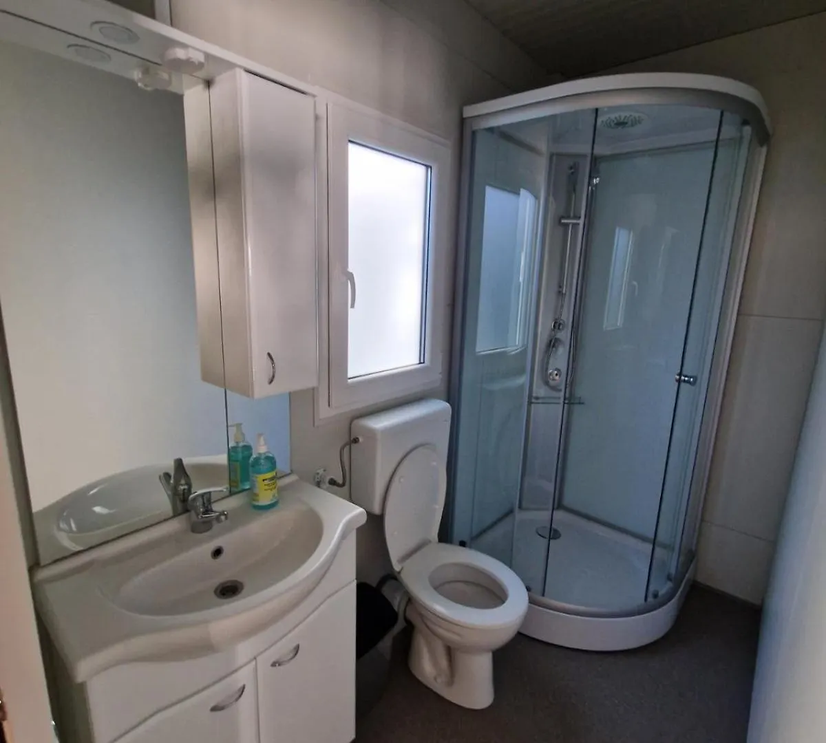 Mobilhomecharly Privlaka  Croatia