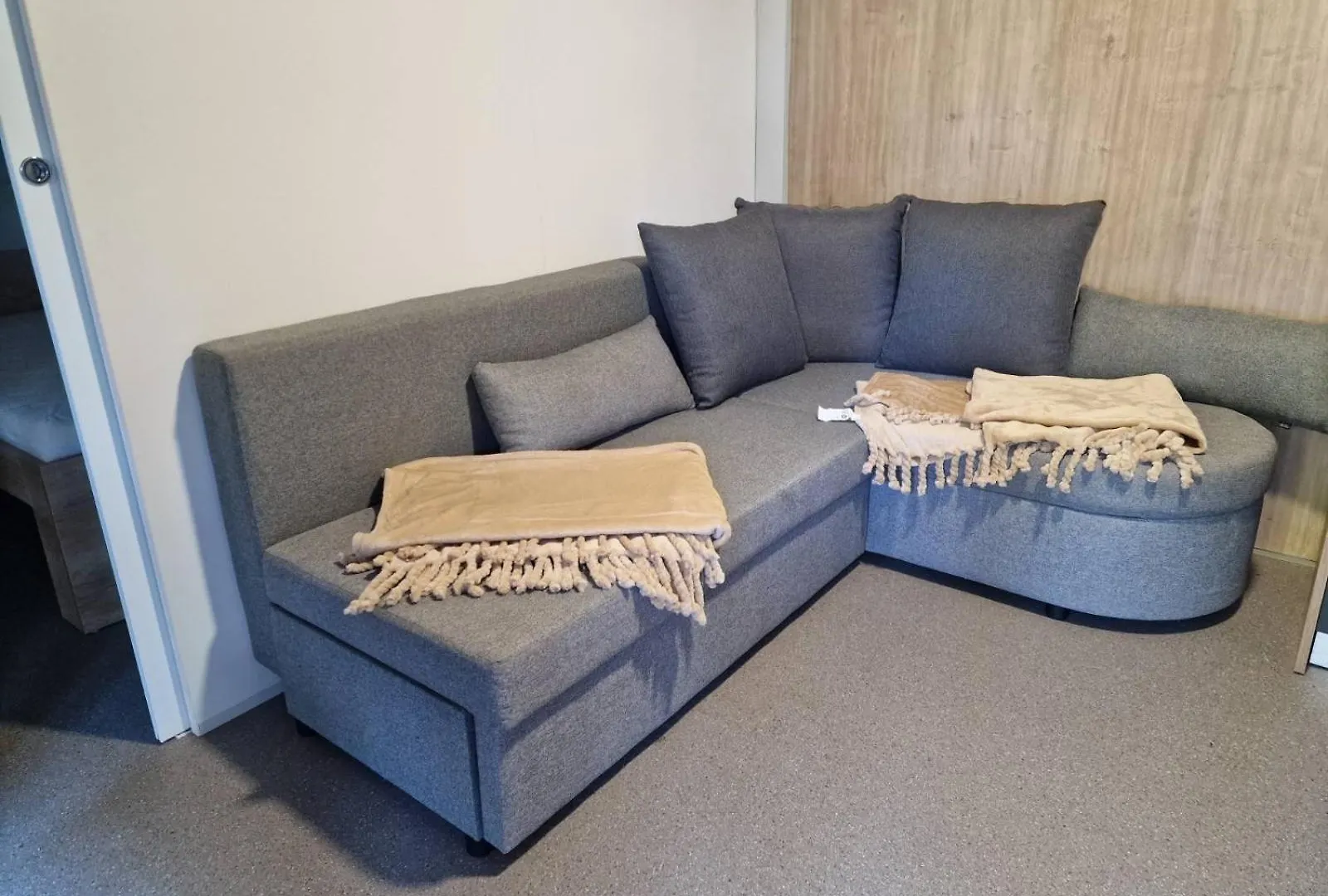Mobilhomecharly Privlaka  Privlaka (Zadar)